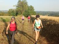ALLENAMENTO DI NORDIC WALKING