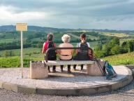 ALLENAMENTO DI NORDIC WALKING