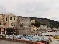 ALLENAMENTO DI NORDIC WALKING A LAIGUEGLIA